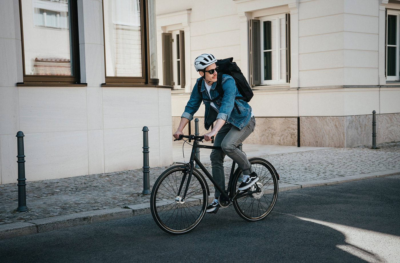 Электровелосипед FIXIE Inc. Backspin Zehus «All in One» Black 46 см